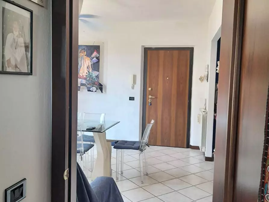 Immagine 4 di Appartamento in vendita  a Massa