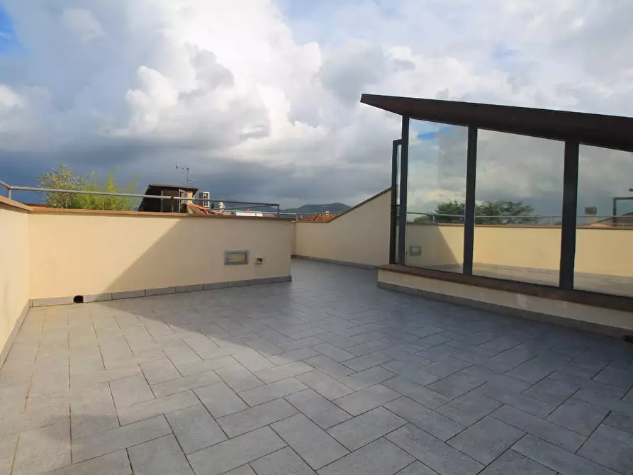 Immagine 21 di Appartamento in vendita  a Larciano