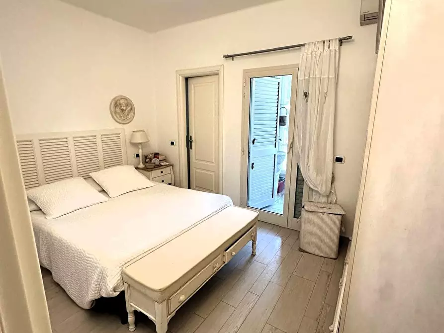 Immagine 11 di Villetta a schiera in vendita  a Forte Dei Marmi