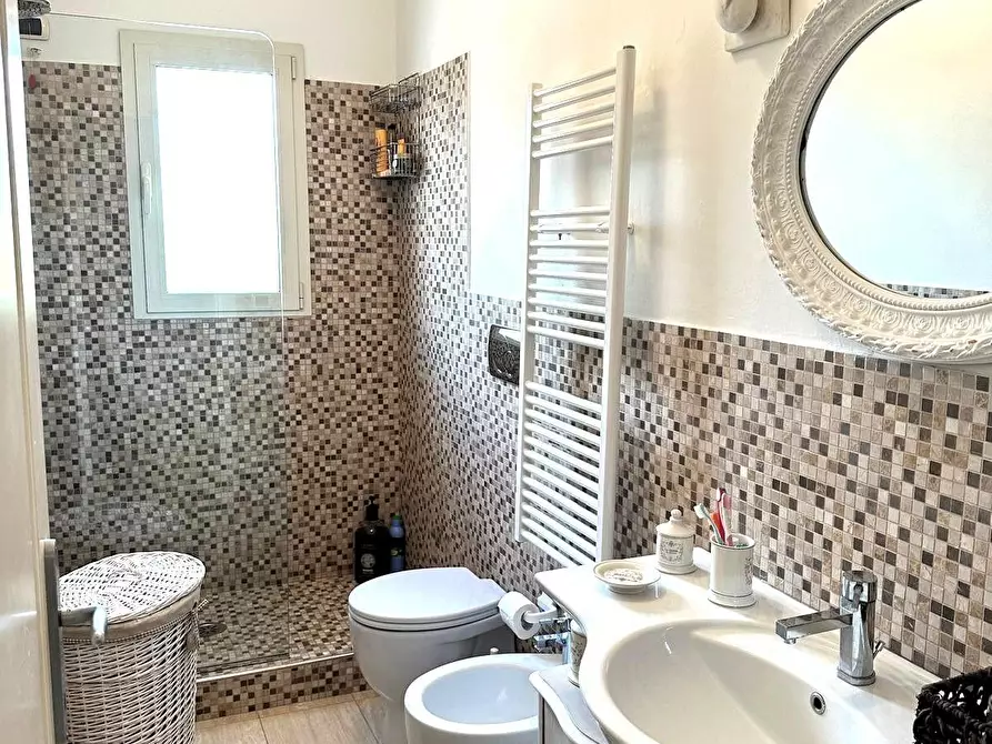 Immagine 19 di Villetta a schiera in vendita  a Forte Dei Marmi