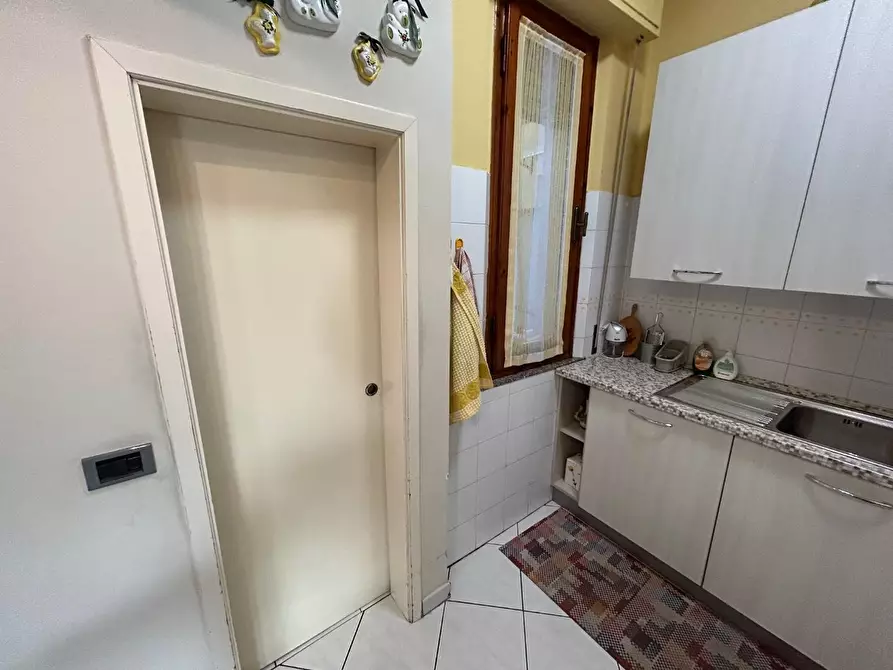 Immagine 9 di Appartamento in vendita  a Empoli