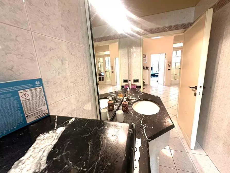 Immagine 67 di Appartamento in vendita  a Empoli