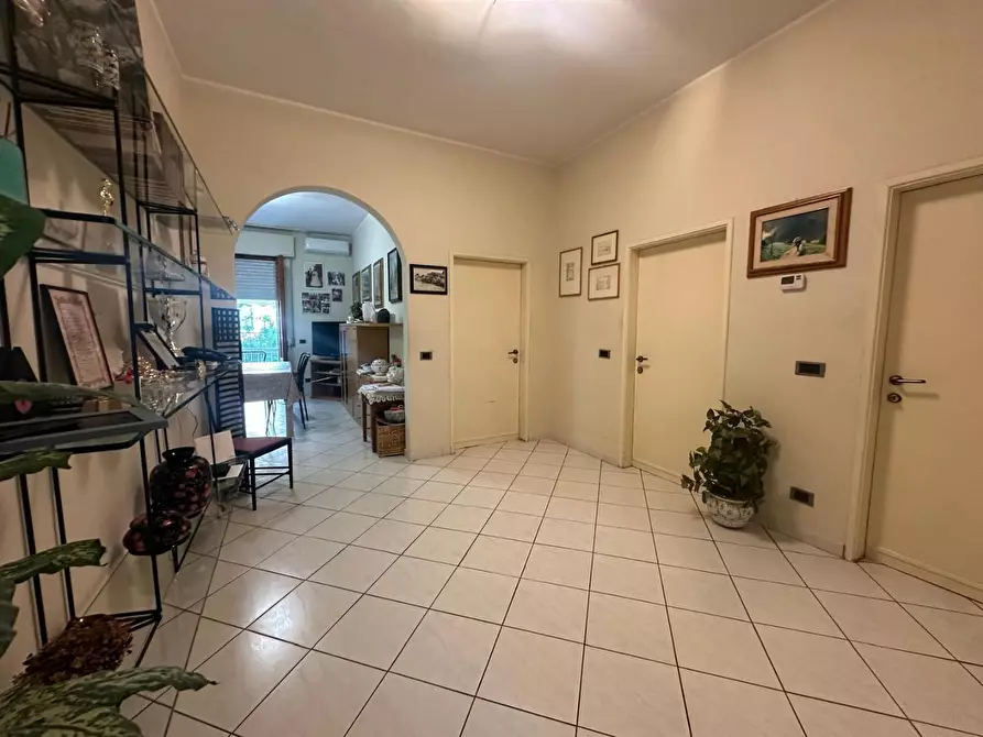 Immagine 40 di Appartamento in vendita  a Empoli