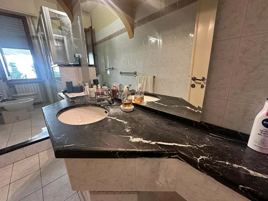 Immagine 17 di Appartamento in vendita  a Empoli