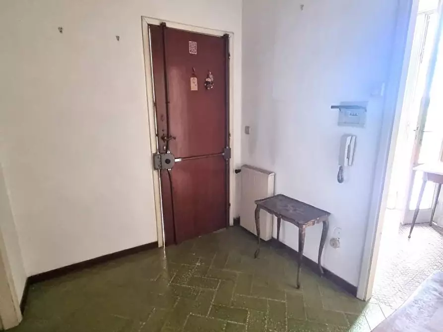 Immagine 14 di Mansarda in vendita  a Viareggio