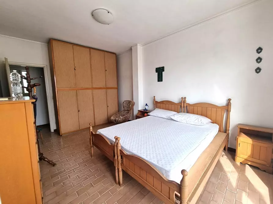 Immagine 19 di Mansarda in vendita  a Viareggio