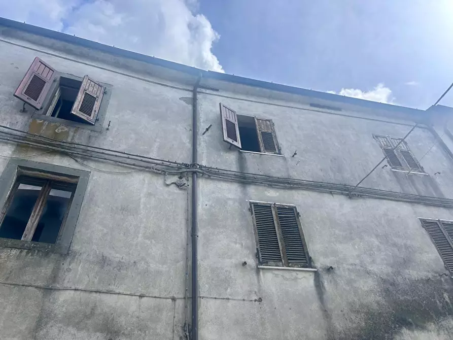 Immagine 12 di Appartamento in vendita  a Fivizzano