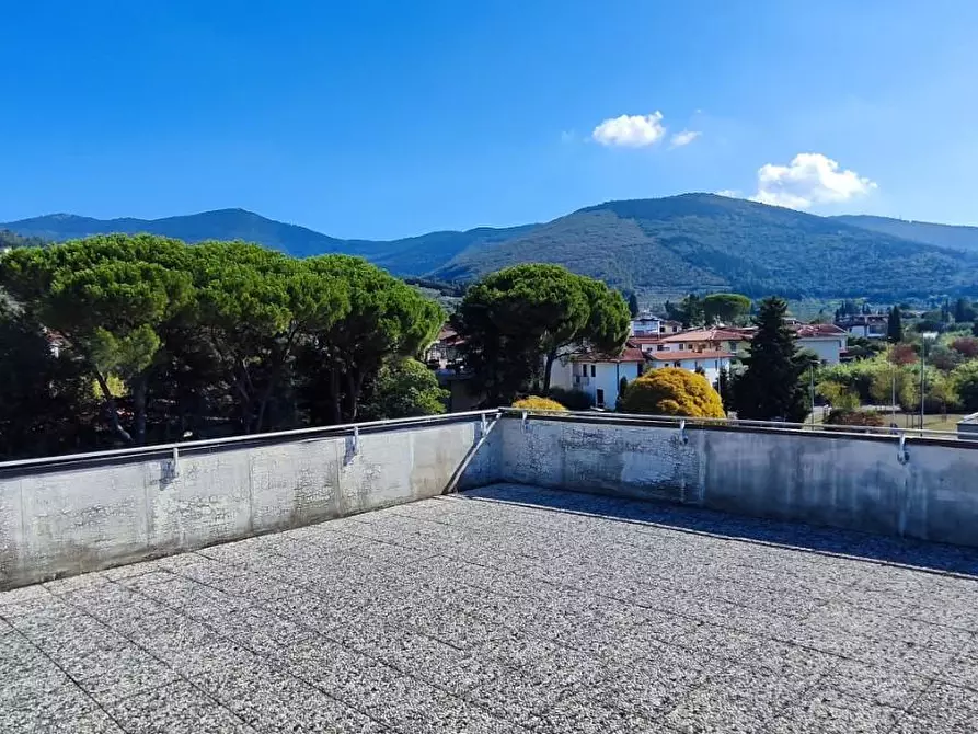 Immagine 32 di Appartamento in vendita  a Sesto Fiorentino