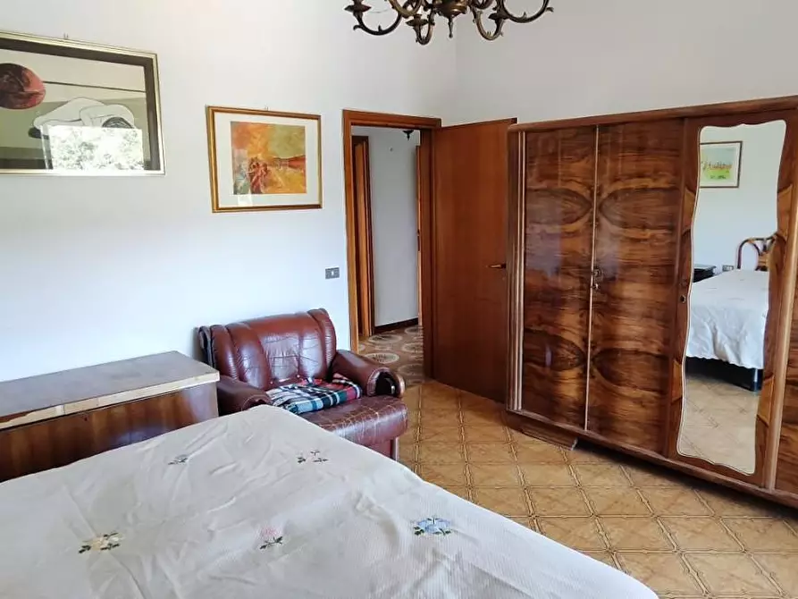 Immagine 17 di Appartamento in vendita  a Sesto Fiorentino