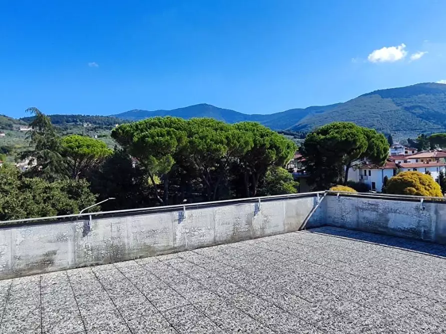 Immagine 34 di Appartamento in vendita  a Sesto Fiorentino