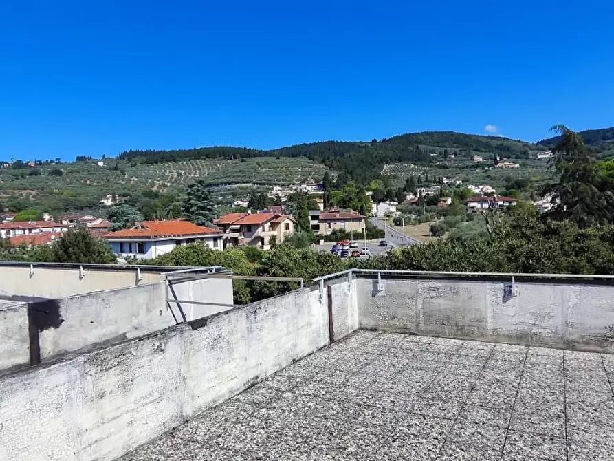 Immagine 33 di Appartamento in vendita  a Sesto Fiorentino