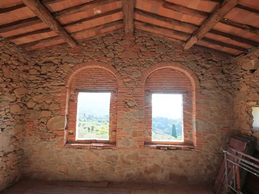 Immagine 11 di Casa colonica in vendita  a Buggiano