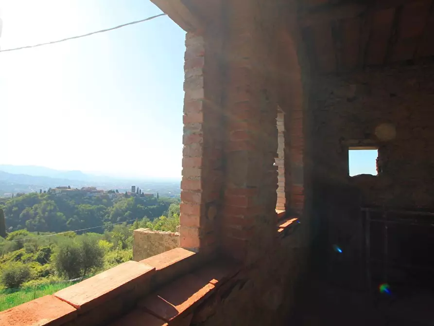 Immagine 15 di Casa colonica in vendita  a Buggiano