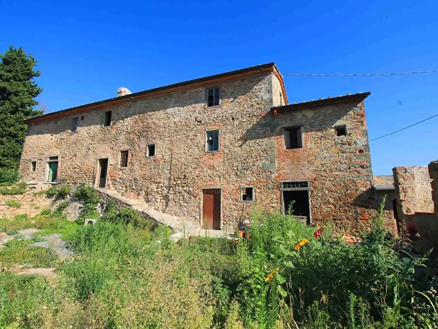 Immagine 4 di Casa colonica in vendita  a Buggiano