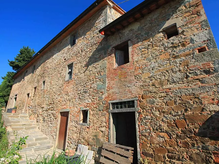 Immagine 23 di Casa colonica in vendita  a Buggiano