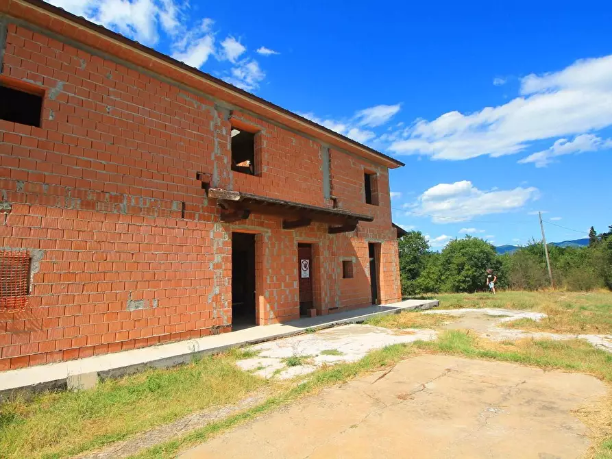 Immagine 3 di Casa colonica in vendita  a Cerreto Guidi