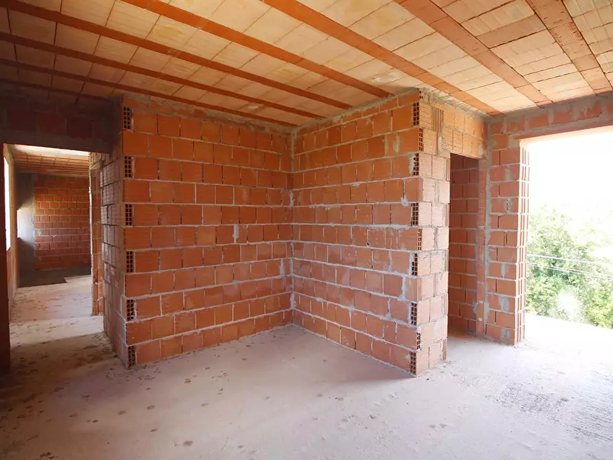 Immagine 9 di Casa colonica in vendita  a Cerreto Guidi