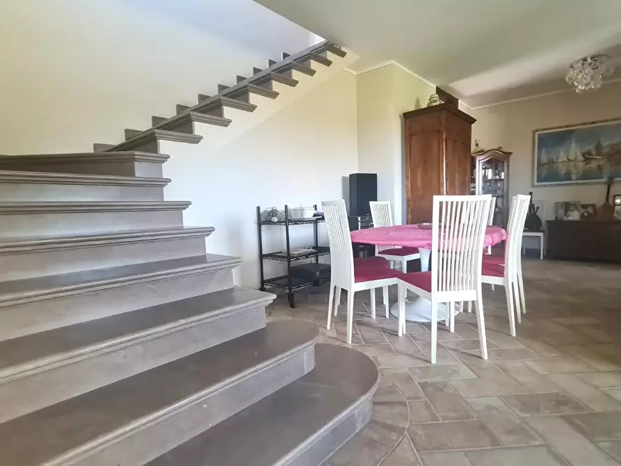 Immagine 3 di Villa in vendita  a San Miniato