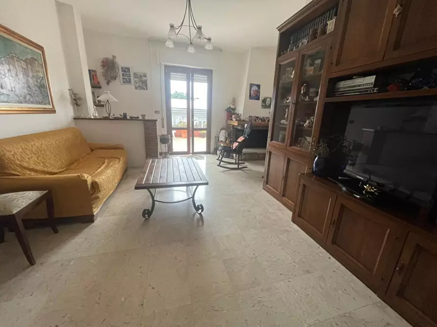 Immagine 18 di Mansarda in vendita  a Carrara