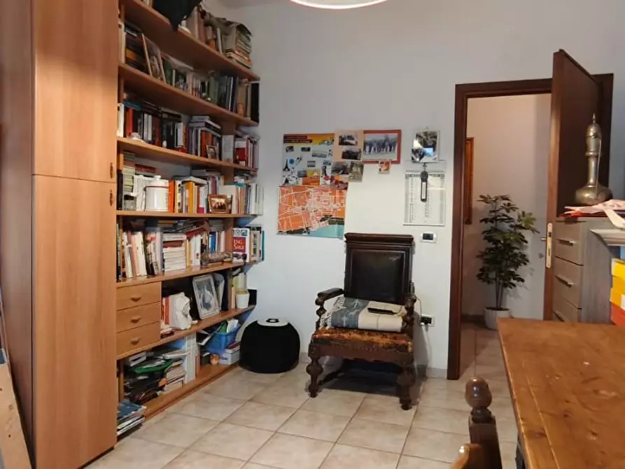 Immagine 17 di Appartamento in vendita  a Cecina