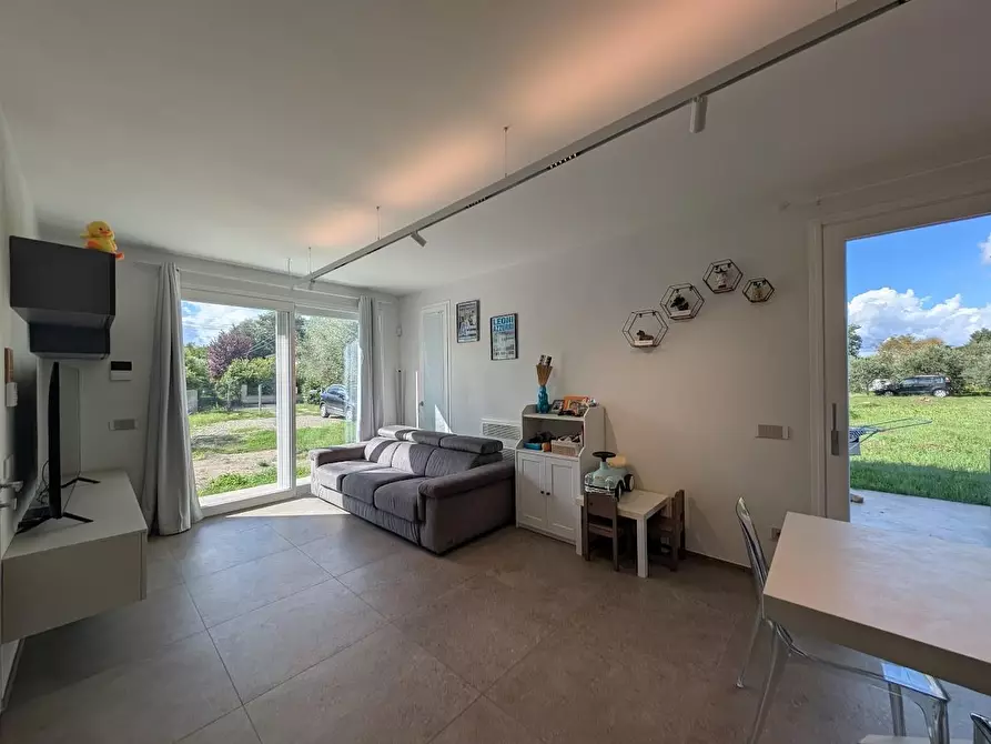 Immagine 11 di Casa indipendente in vendita  a Empoli