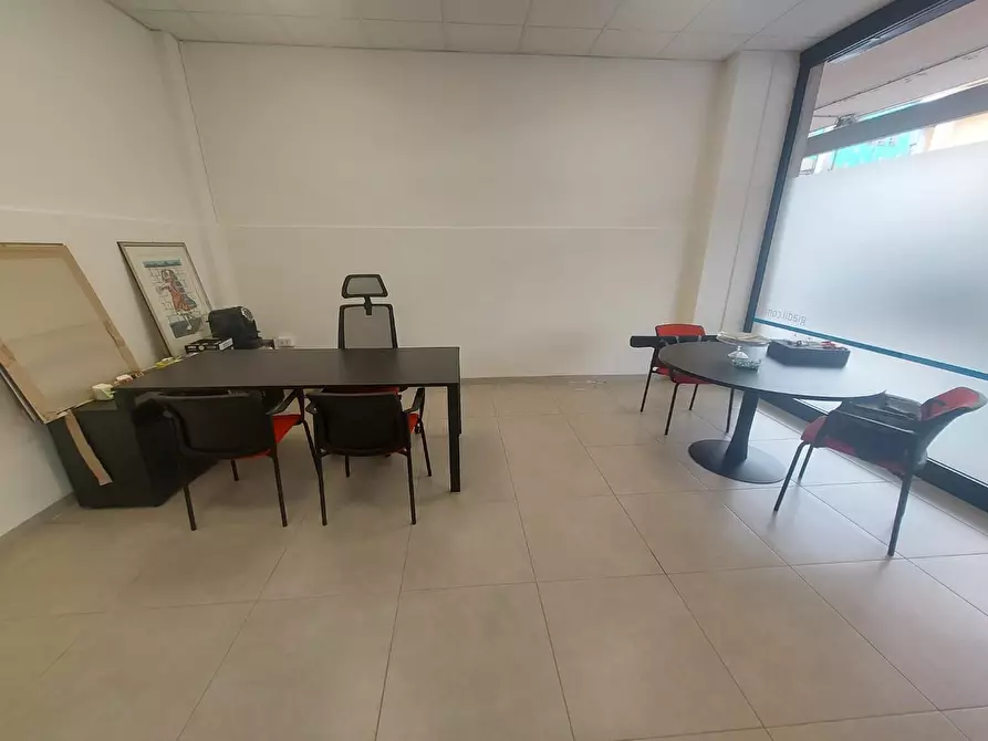 Immagine 6 di Ufficio in affitto  a Pontedera