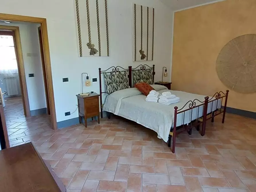 Immagine 19 di Casa colonica in vendita  a Volterra