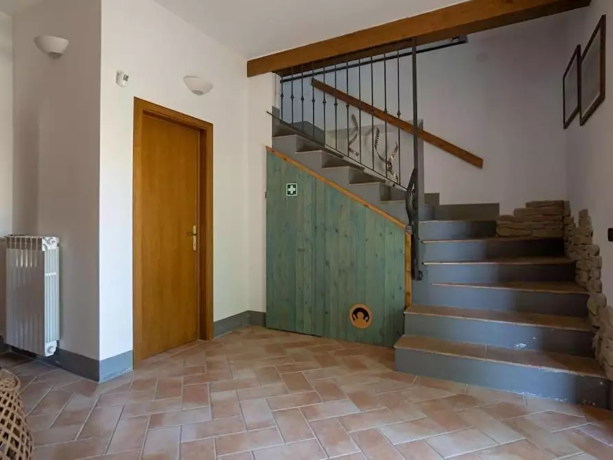 Immagine 10 di Casa colonica in vendita  a Volterra