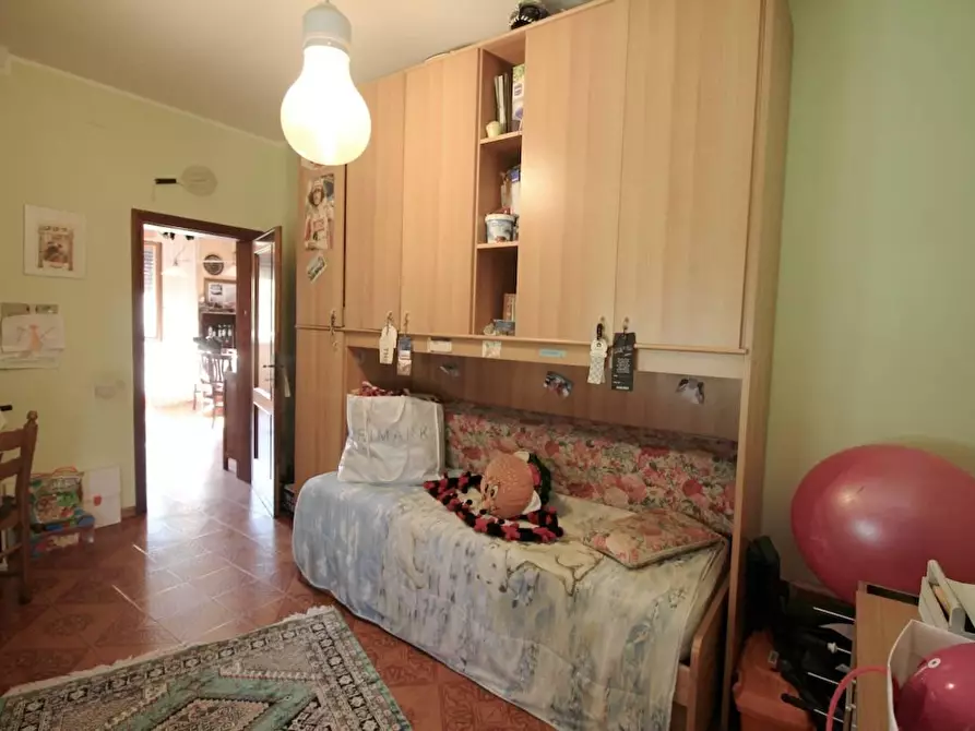 Immagine 12 di Casa trifamiliare in vendita  a Vicopisano