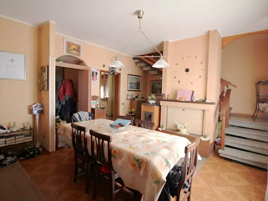 Immagine 4 di Casa trifamiliare in vendita  a Vicopisano