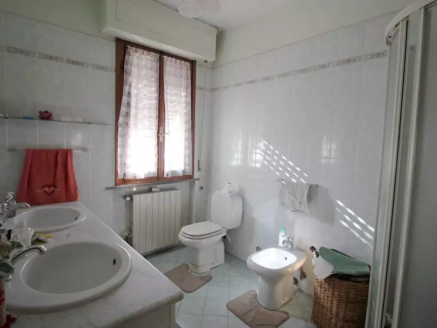 Immagine 14 di Casa trifamiliare in vendita  a Vicopisano