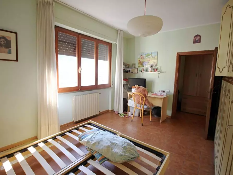 Immagine 27 di Casa trifamiliare in vendita  a Vicopisano