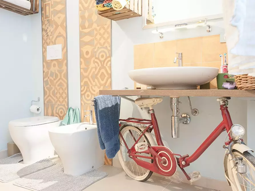 Immagine 10 di Appartamento in vendita  a Pisa