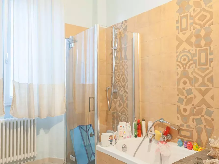 Immagine 9 di Appartamento in vendita  a Pisa