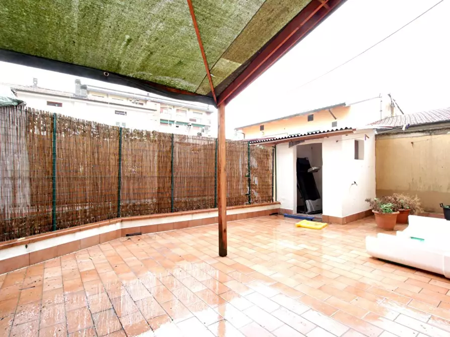 Immagine 17 di Appartamento in vendita  a Poggibonsi