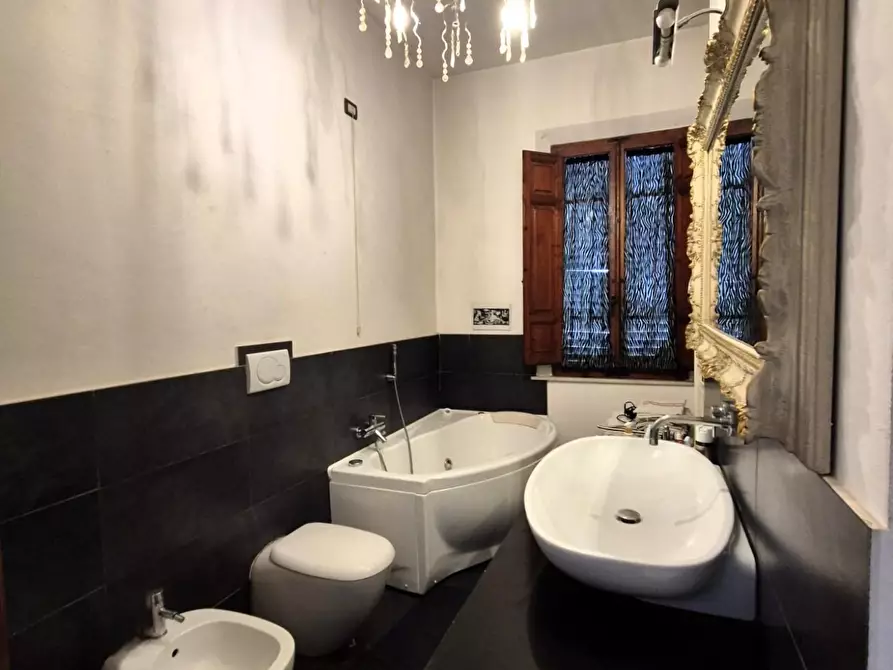 Immagine 7 di Casa bifamiliare in vendita  a Fucecchio