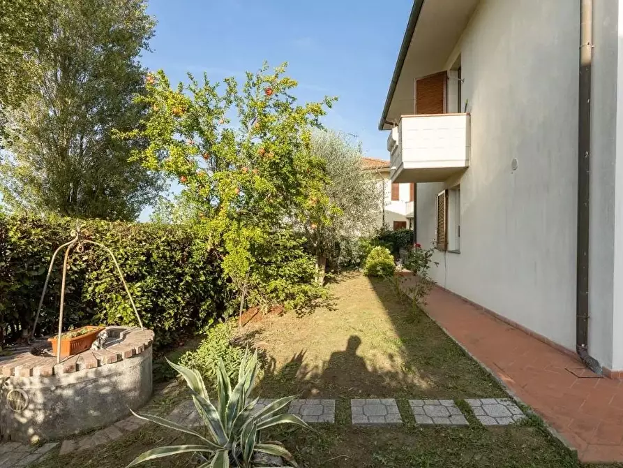 Immagine 25 di Villetta a schiera in vendita  a San Miniato