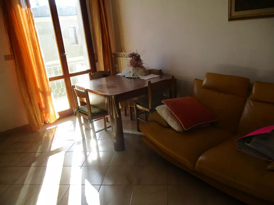 Immagine 3 di Appartamento in vendita  a Pontedera