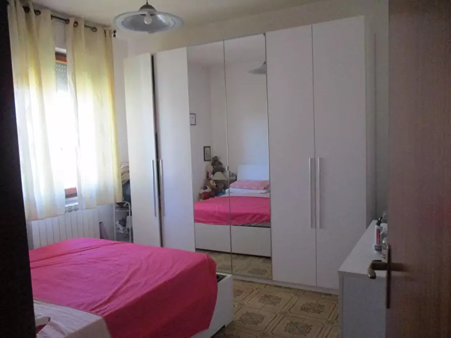 Immagine 11 di Appartamento in vendita  a Pontedera