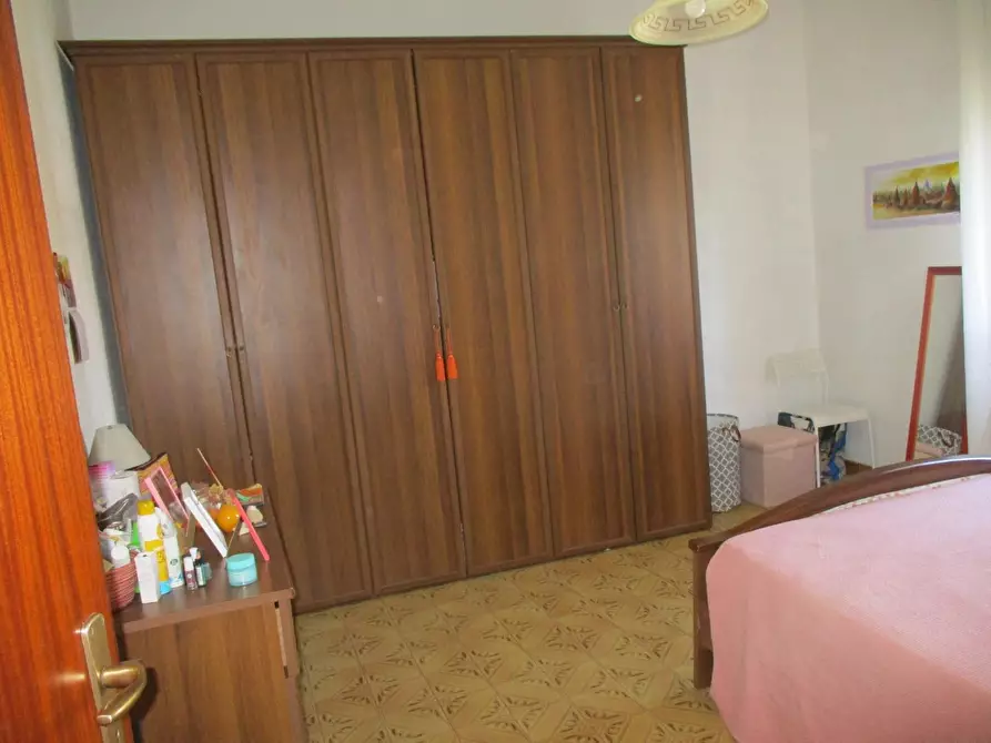 Immagine 15 di Appartamento in vendita  a Pontedera