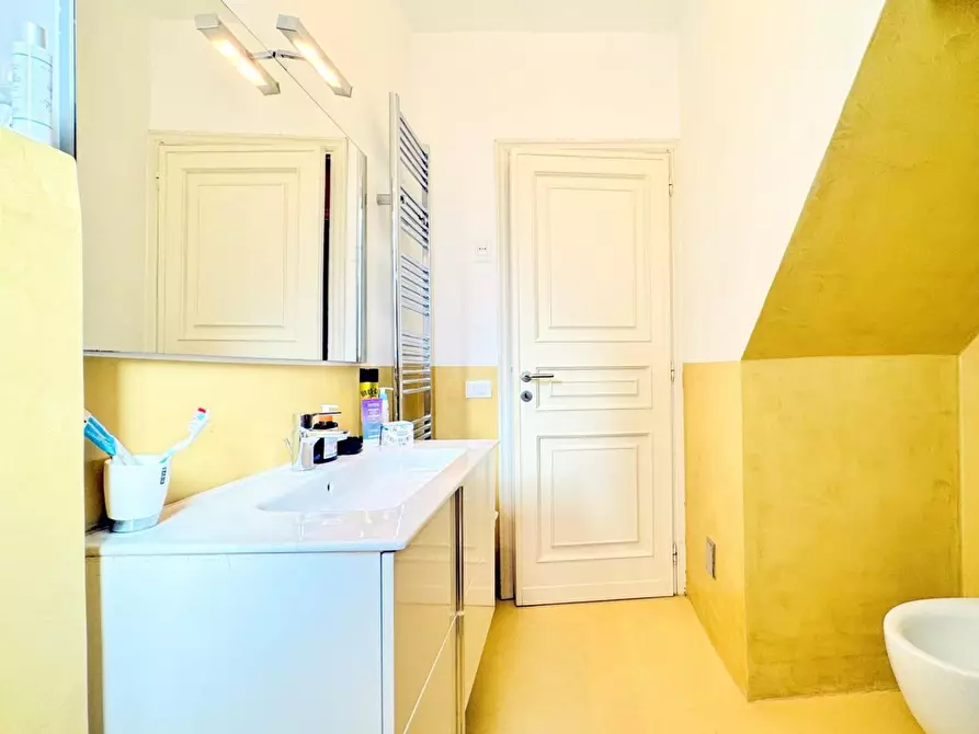 Immagine 24 di Casa bifamiliare in vendita  a Camaiore