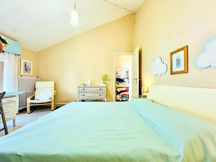 Immagine 41 di Casa bifamiliare in vendita  a Camaiore