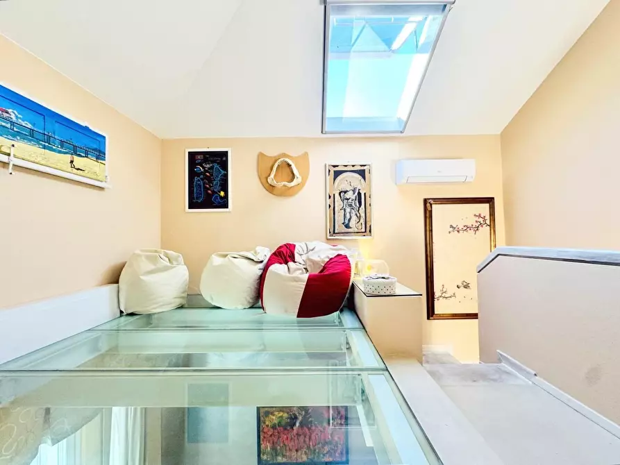 Immagine 30 di Casa bifamiliare in vendita  a Camaiore