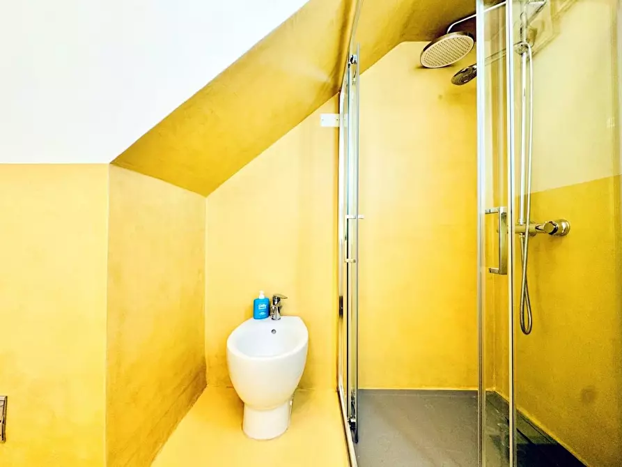 Immagine 25 di Casa bifamiliare in vendita  a Camaiore