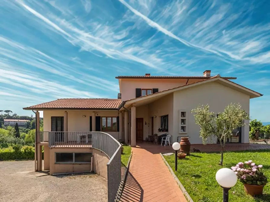 Immagine 1 di Casa indipendente in vendita  a Crespina Lorenzana