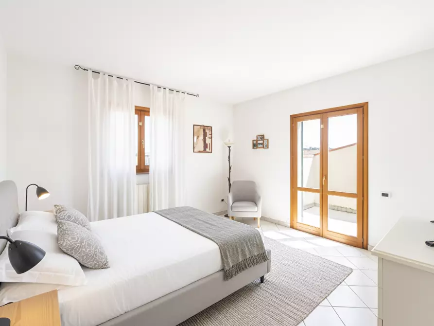 Immagine 10 di Casa indipendente in vendita  a Crespina Lorenzana