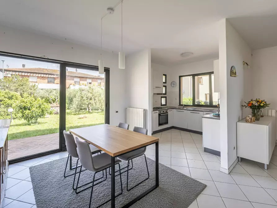 Immagine 7 di Casa indipendente in vendita  a Crespina Lorenzana