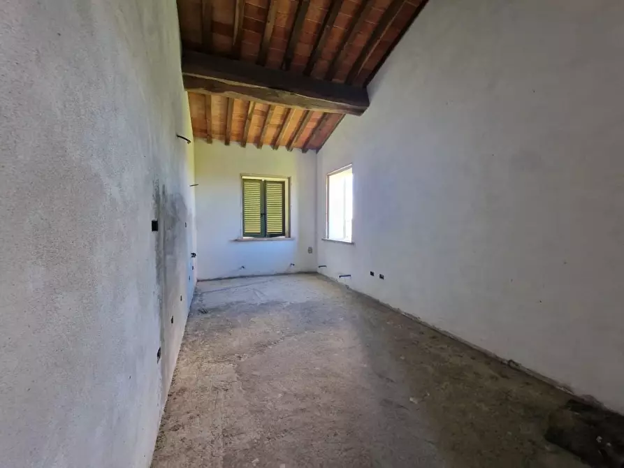 Immagine 24 di Casa semindipendente in vendita  a Crespina Lorenzana