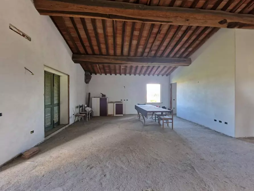 Immagine 16 di Casa semindipendente in vendita  a Crespina Lorenzana