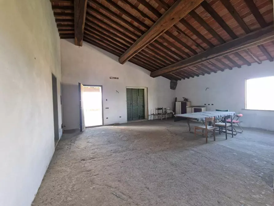 Immagine 18 di Casa semindipendente in vendita  a Crespina Lorenzana